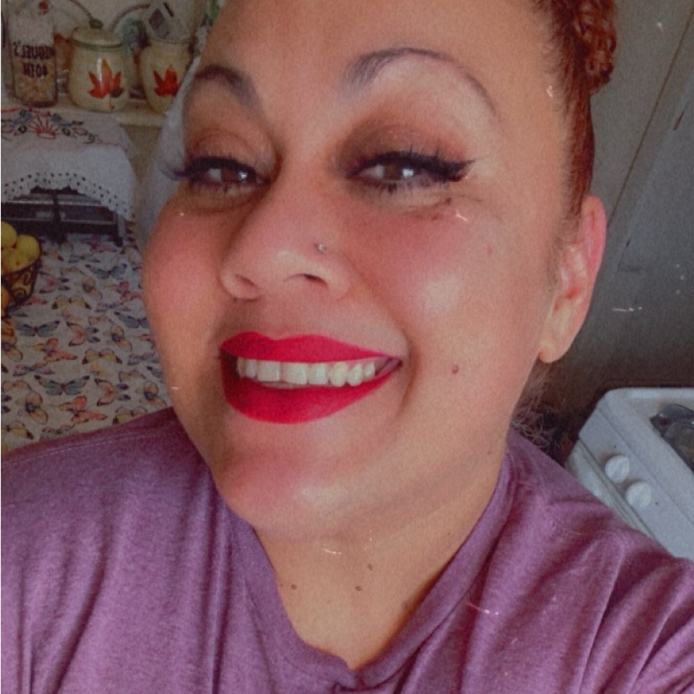 Meet your Posher, Rocio